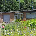 Nordic Bo- Strandnahe, Gemuetliche Ferienhaushaelfte In Schwedeneck, Hunde Herzlich Willkommen Surendorf