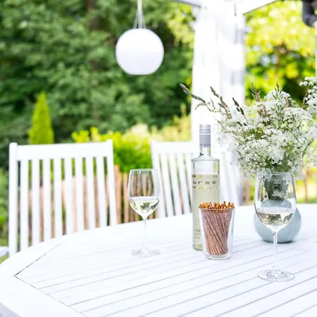 Nordic Bo- Strandnahe, Gemuetliche Ferienhaushaelfte In Schwedeneck, Hunde Herzlich Willkommen * Surendorf